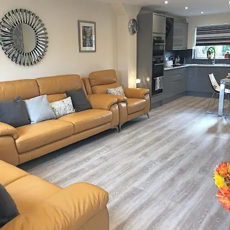 Casa de Férias Centre Town House With Views And Free Parking 7fsbi